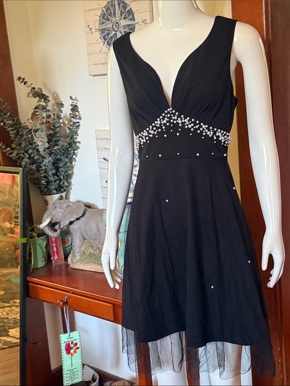 Grefit size XL(or a 12) Black Embellished V-Neck Evening Dress pearl like design